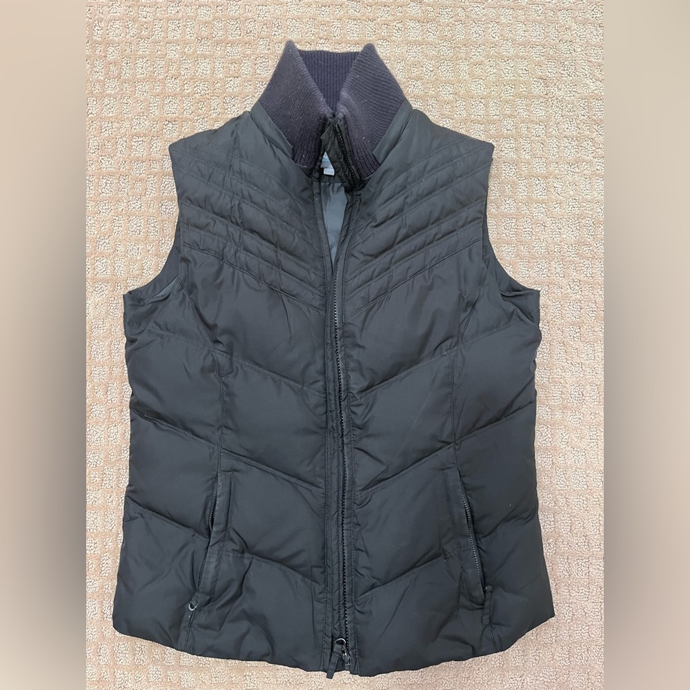 Mondetta Women’s Black Quilted Puffer Vest